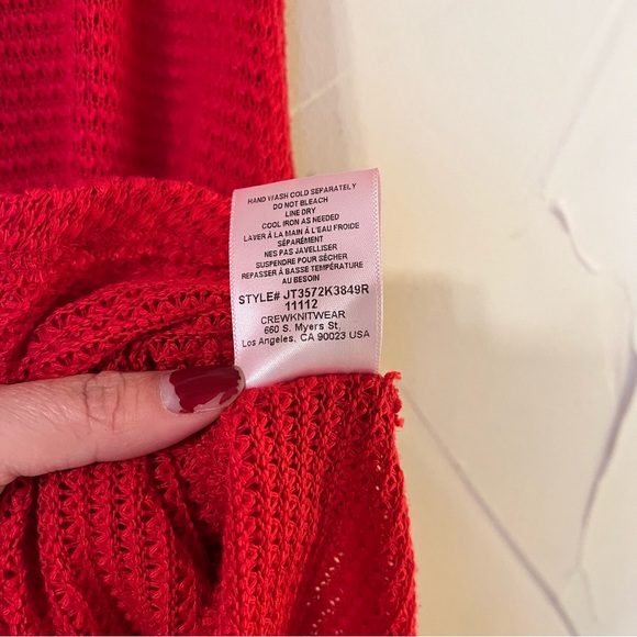 H.I.P. Sleeveless Red Top - Size Large - Picture 8 of 10